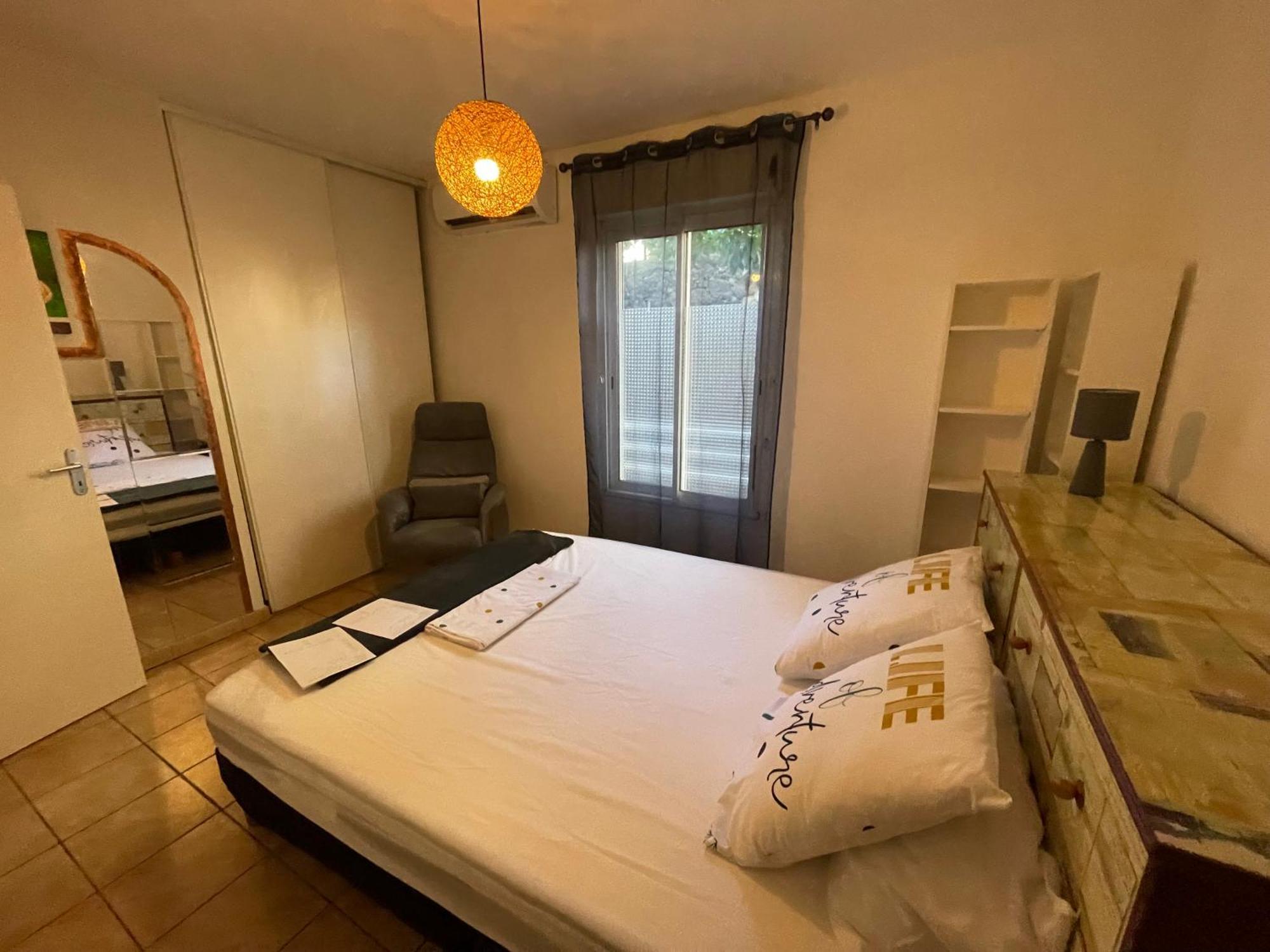 Appartement Entier Saint Pierre Centre Dans Residence De Prestige ภายนอก รูปภาพ
