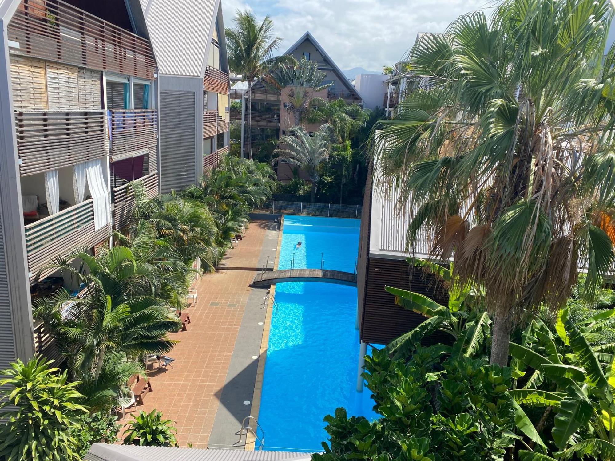 Appartement Entier Saint Pierre Centre Dans Residence De Prestige ภายนอก รูปภาพ