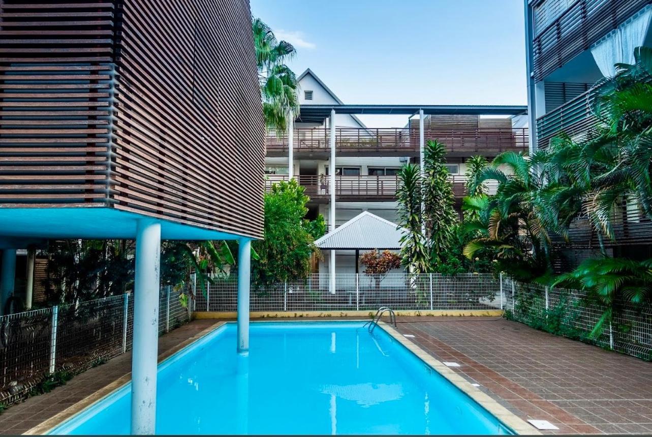 Appartement Entier Saint Pierre Centre Dans Residence De Prestige ภายนอก รูปภาพ