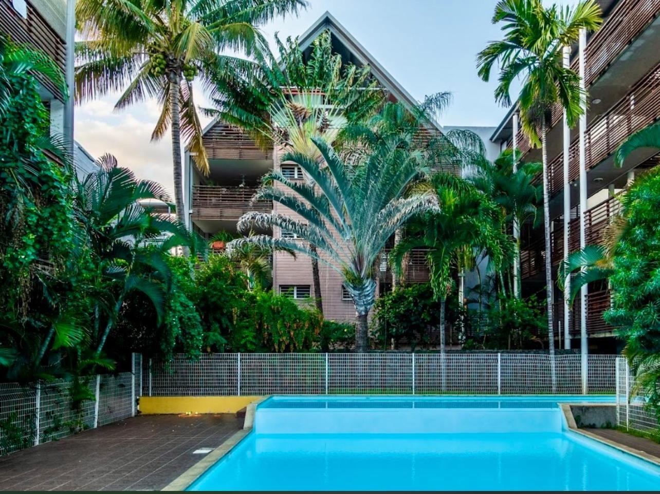 Appartement Entier Saint Pierre Centre Dans Residence De Prestige ภายนอก รูปภาพ